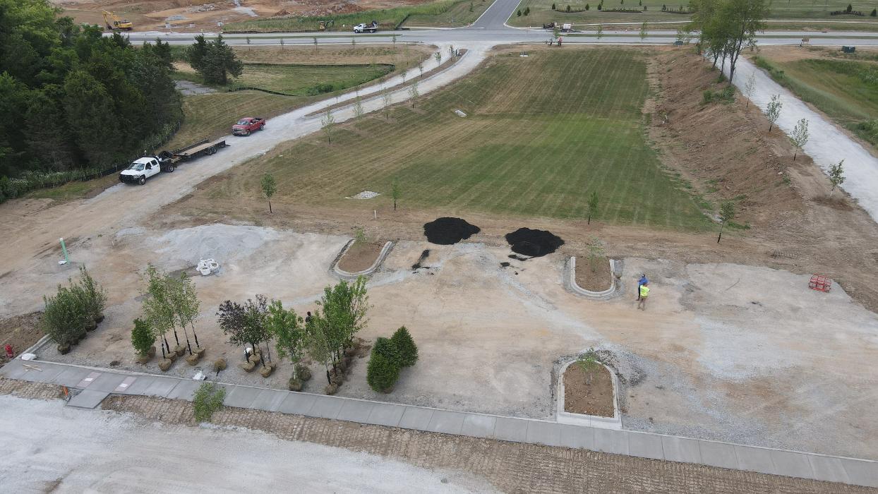 Lamb's Lawn Service & Landscaping LLC Image