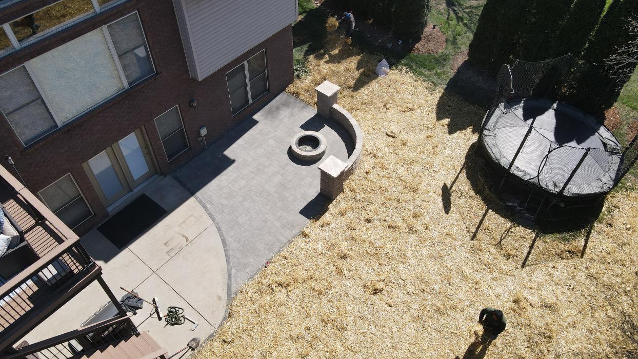 Lamb's Lawn Service & Landscaping LLC Image