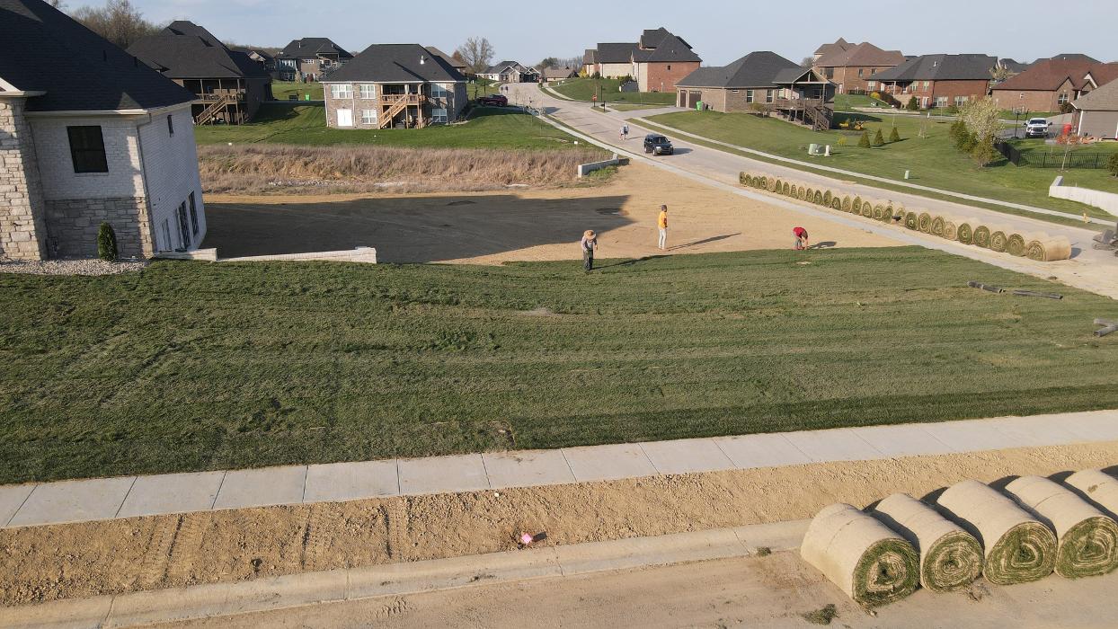 Lamb's Lawn Service & Landscaping LLC Image