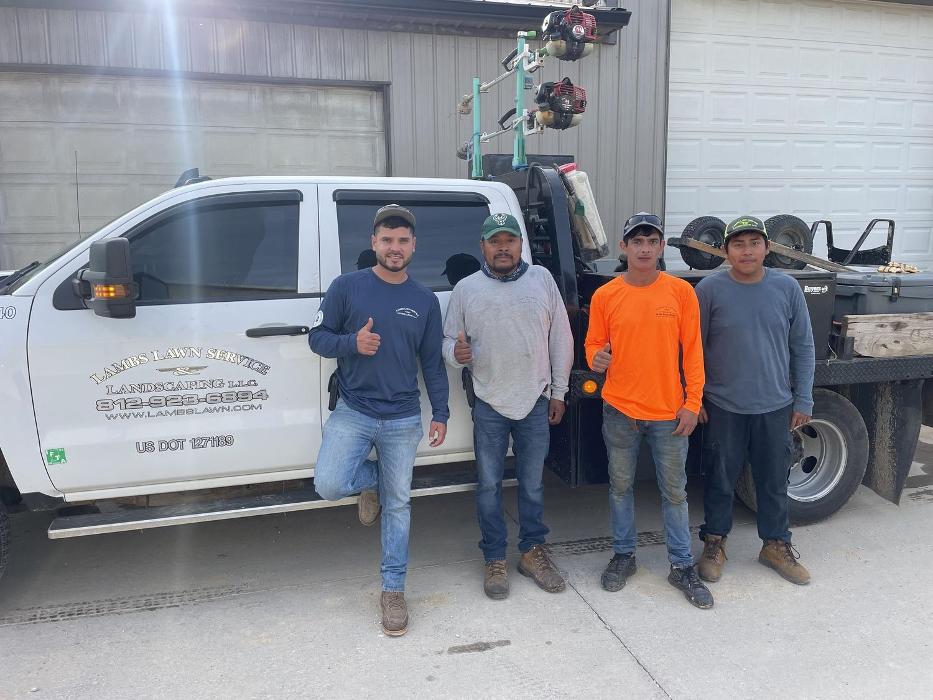 Lamb's Lawn Service & Landscaping LLC Image