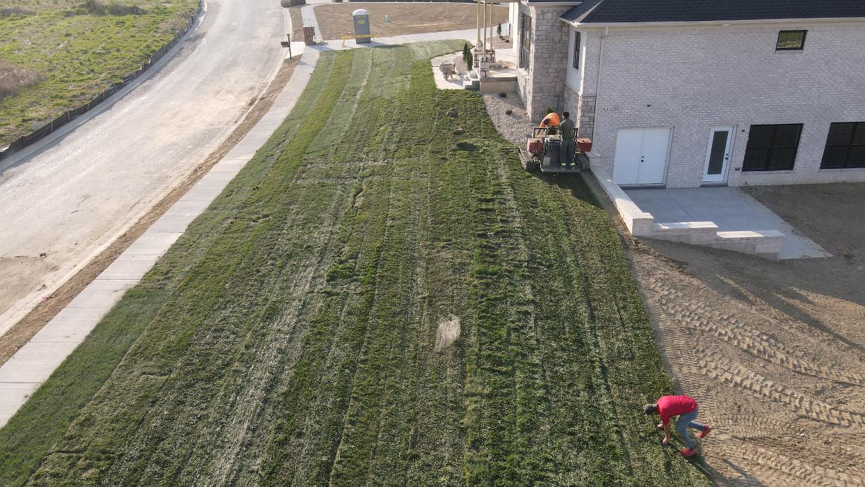 Lamb's Lawn Service & Landscaping LLC Image