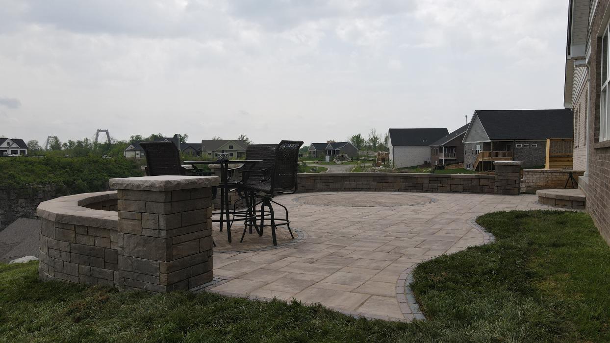 Lamb's Lawn Service & Landscaping LLC Image