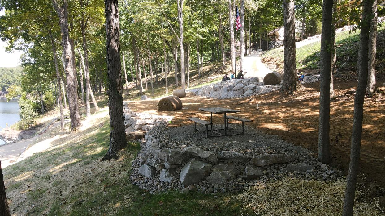 Lamb's Lawn Service & Landscaping LLC Image