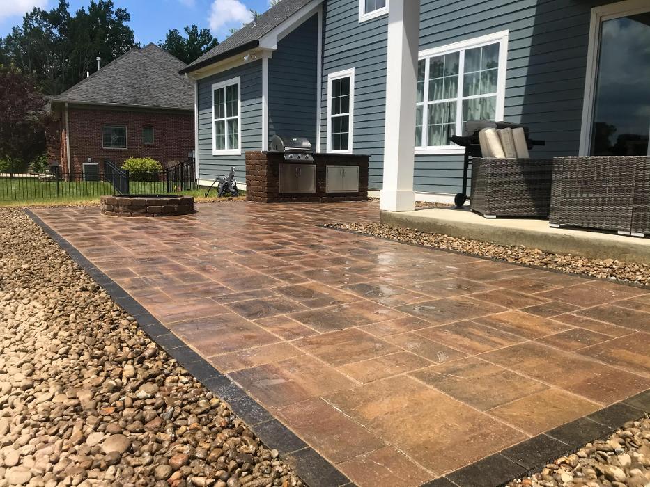 Lamb's Lawn Service & Landscaping LLC Image