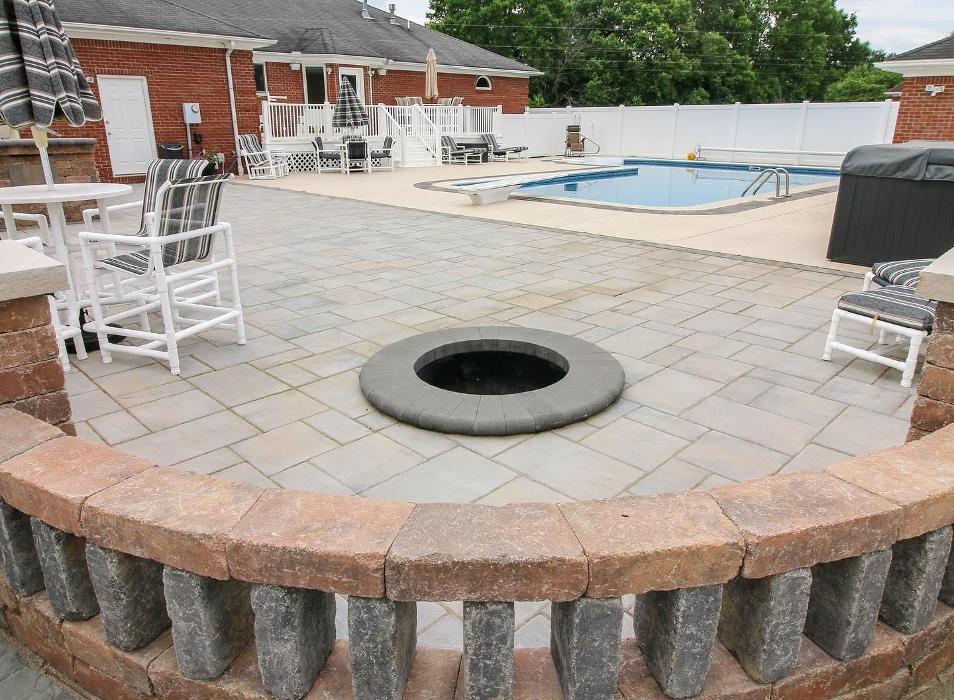 Lamb's Lawn Service & Landscaping LLC Image