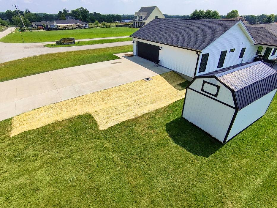 Lamb's Lawn Service & Landscaping LLC Image