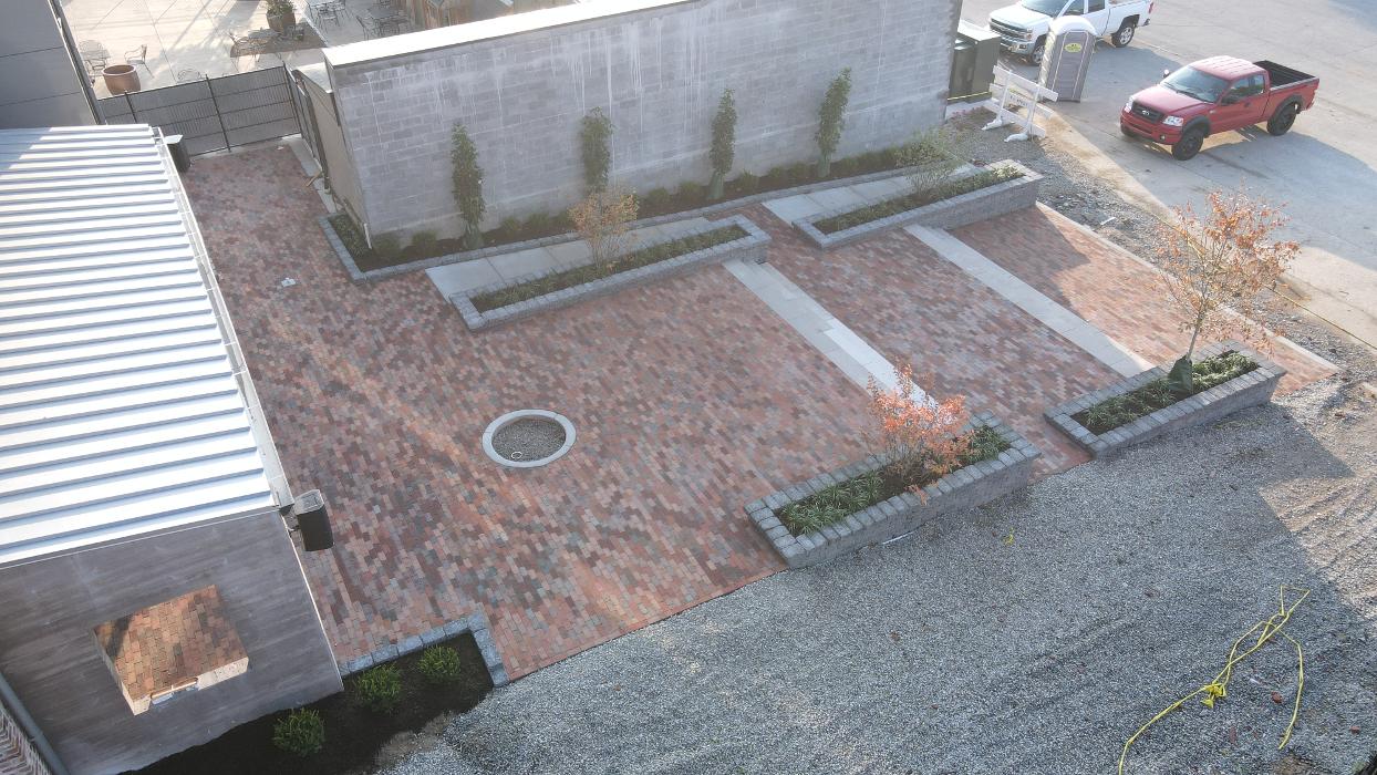 Lamb's Lawn Service & Landscaping LLC Image