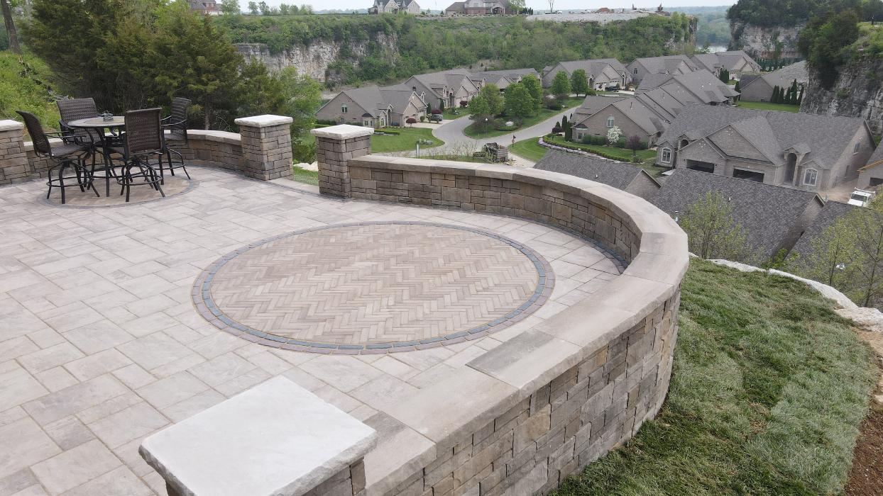 Lamb's Lawn Service & Landscaping LLC Image