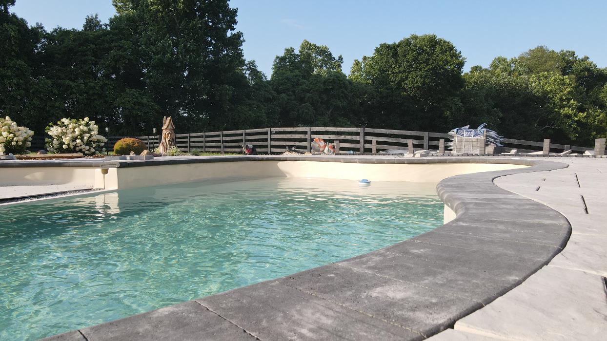 Lamb's Lawn Service & Landscaping LLC Image