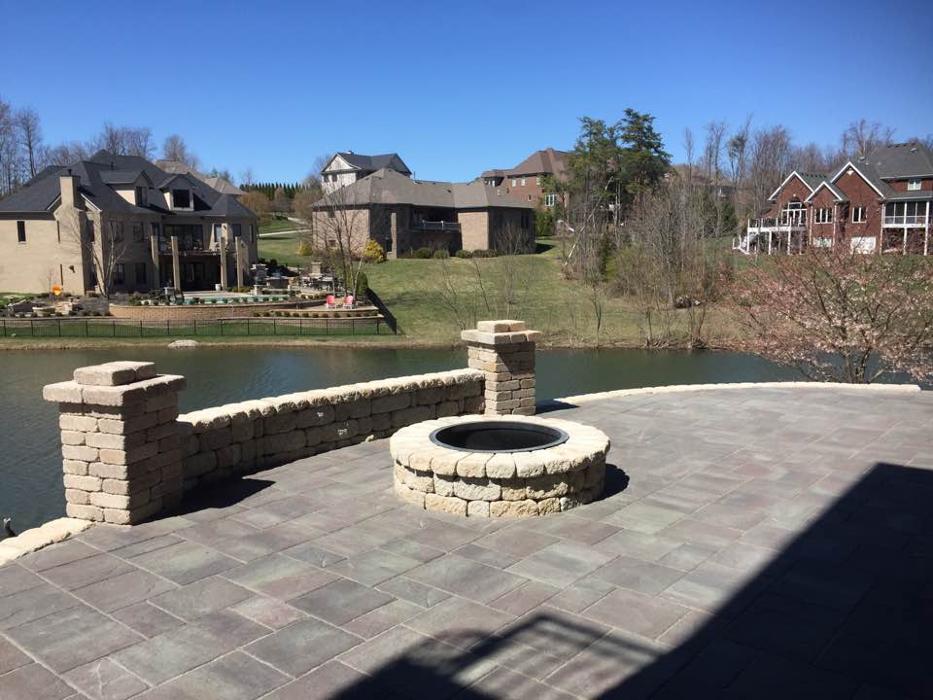 Lamb's Lawn Service & Landscaping LLC Image