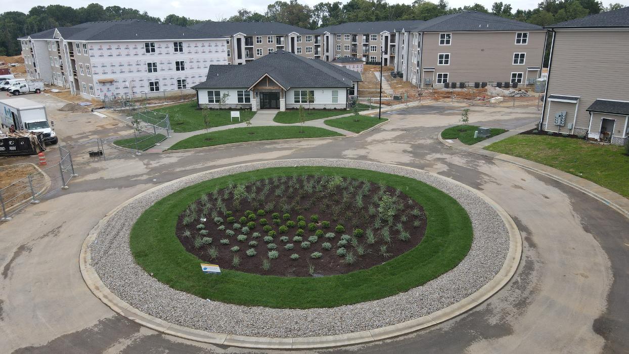 Lamb's Lawn Service & Landscaping LLC Image