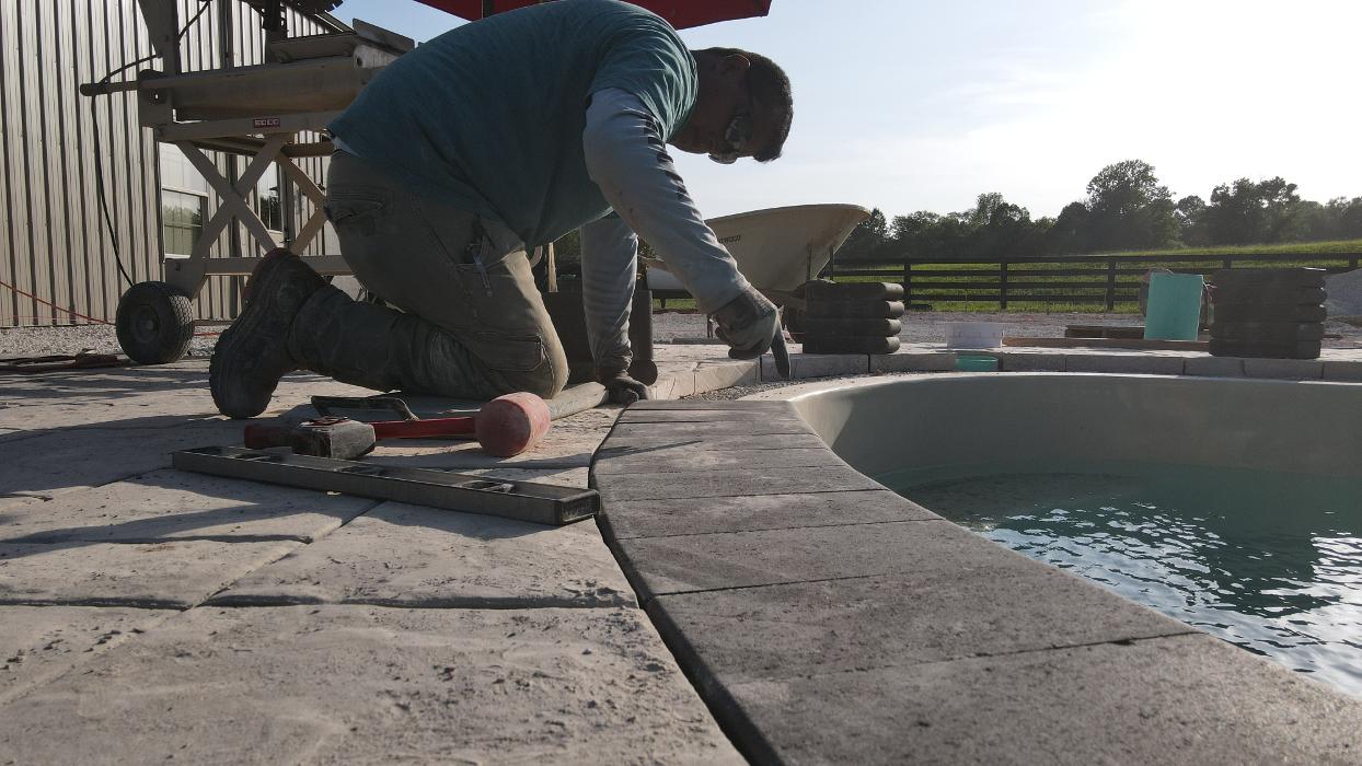 Lamb's Lawn Service & Landscaping LLC Image