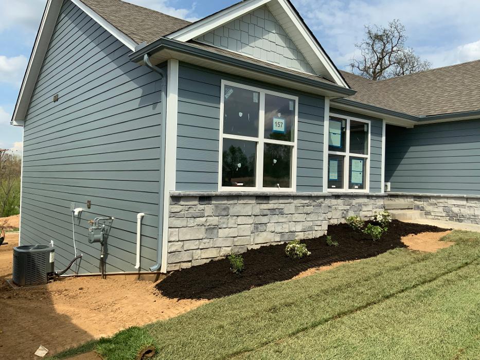 Lamb's Lawn Service & Landscaping LLC Image