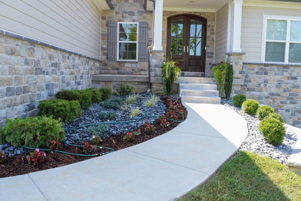 Lamb's Lawn Service & Landscaping LLC Image