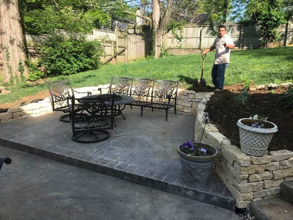 Lamb's Lawn Service & Landscaping LLC Image
