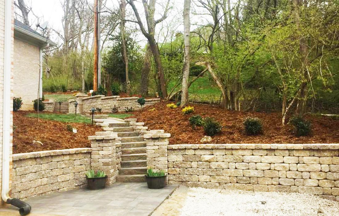 Lamb's Lawn Service & Landscaping LLC Image