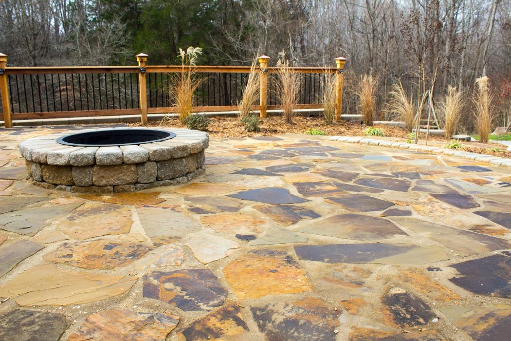 Lamb's Lawn Service & Landscaping LLC Image