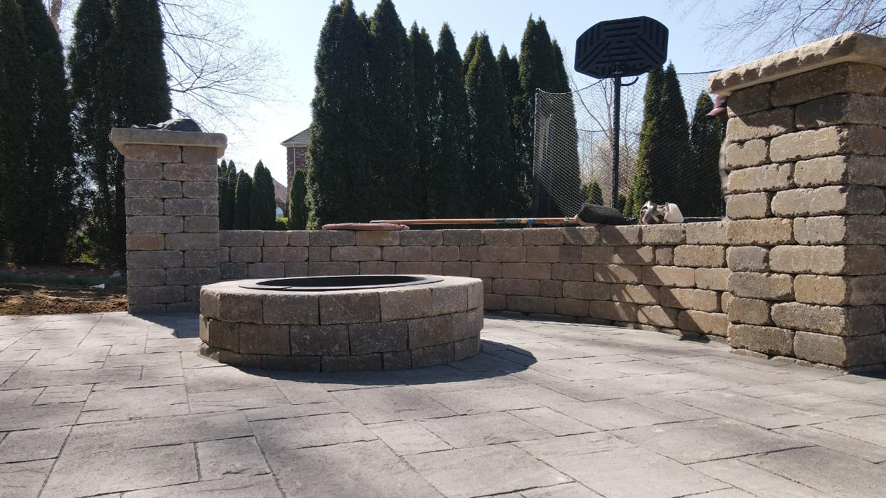 Lamb's Lawn Service & Landscaping LLC Image