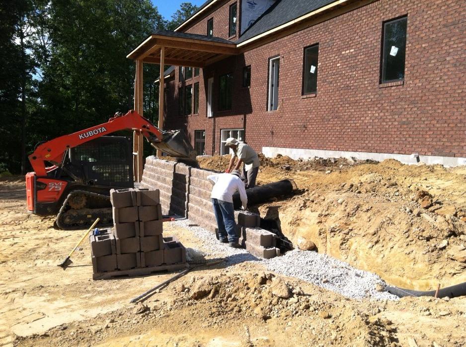 Lamb's Lawn Service & Landscaping LLC Image