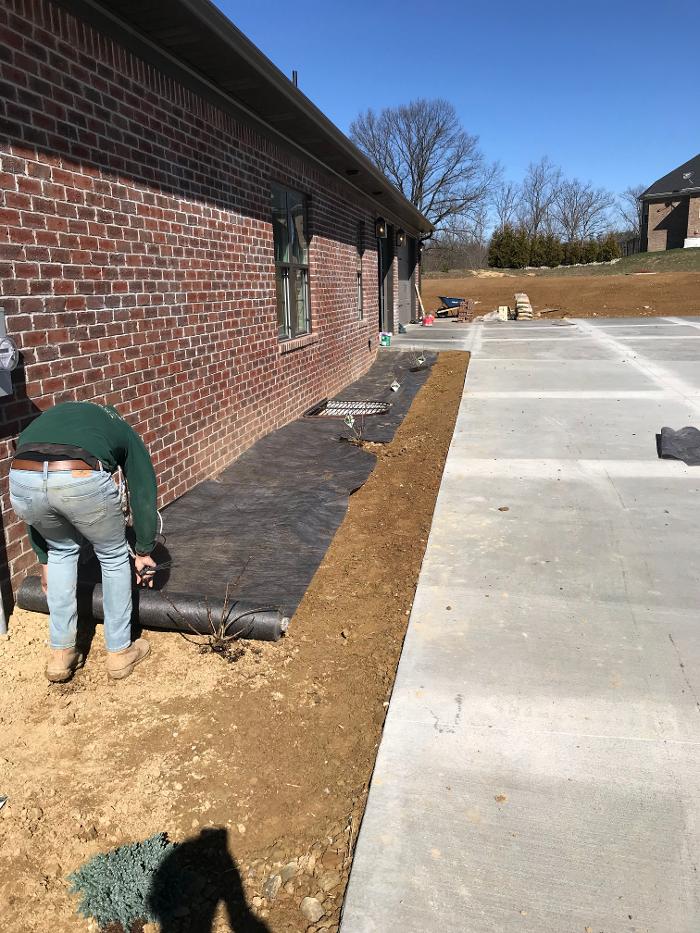 Lamb's Lawn Service & Landscaping LLC Image