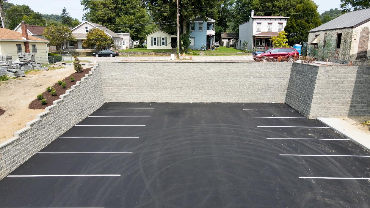 Lamb's Lawn Service & Landscaping LLC Image