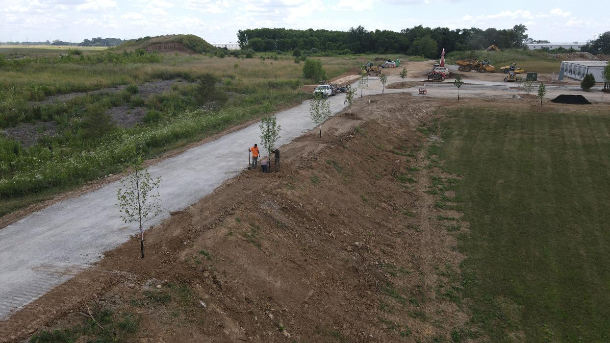 Lamb's Lawn Service & Landscaping LLC Image