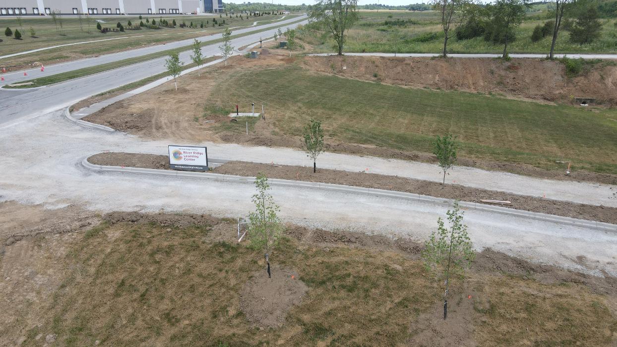 Lamb's Lawn Service & Landscaping LLC Image