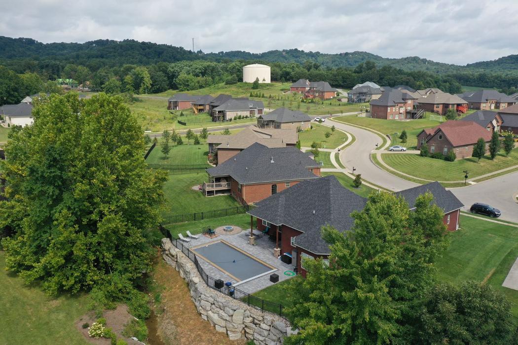 Lamb's Lawn Service & Landscaping LLC Image