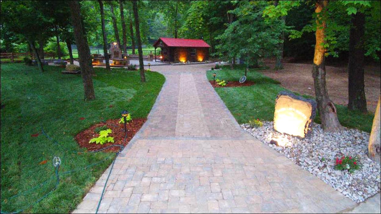 Lamb's Lawn Service & Landscaping LLC Image