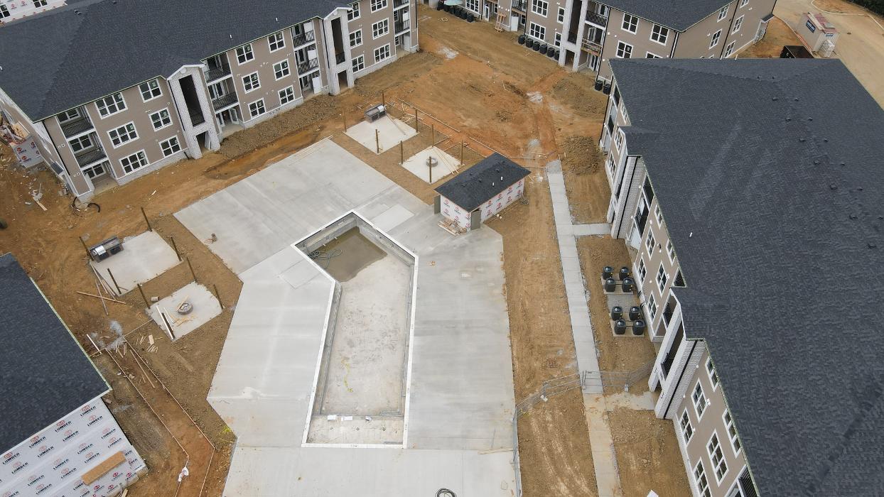 Lamb's Lawn Service & Landscaping LLC Image