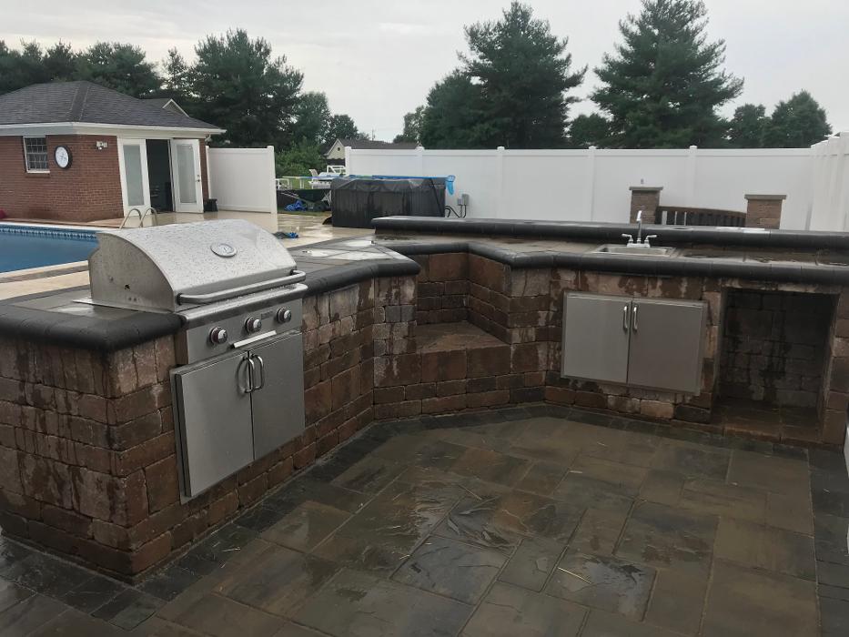 Lamb's Lawn Service & Landscaping LLC Image