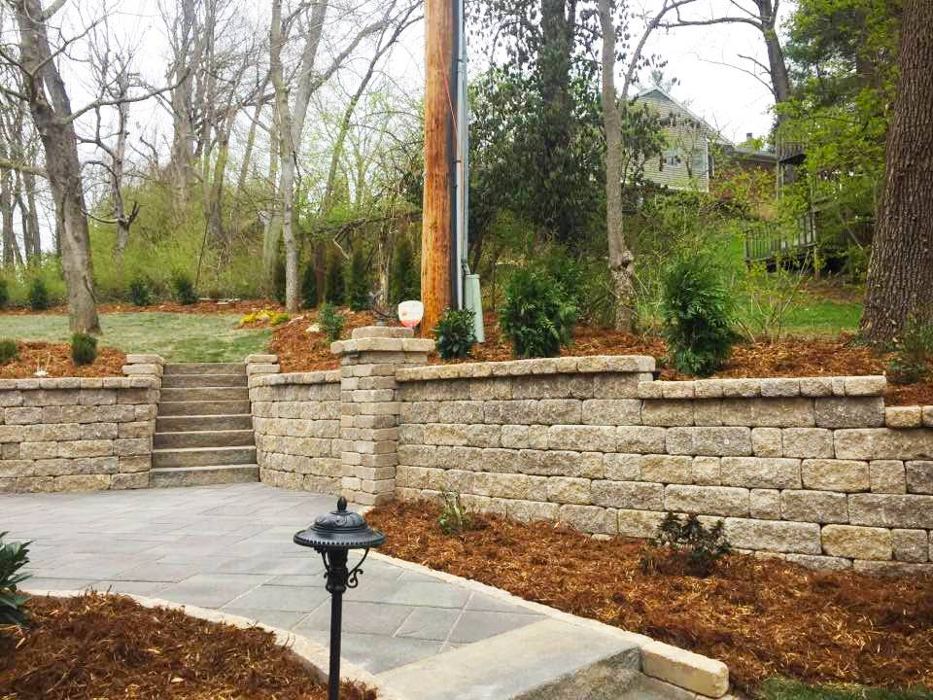 Lamb's Lawn Service & Landscaping LLC Image