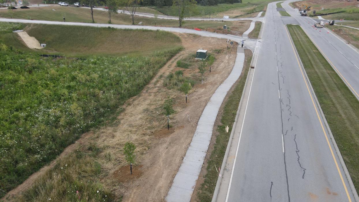 Lamb's Lawn Service & Landscaping LLC Image