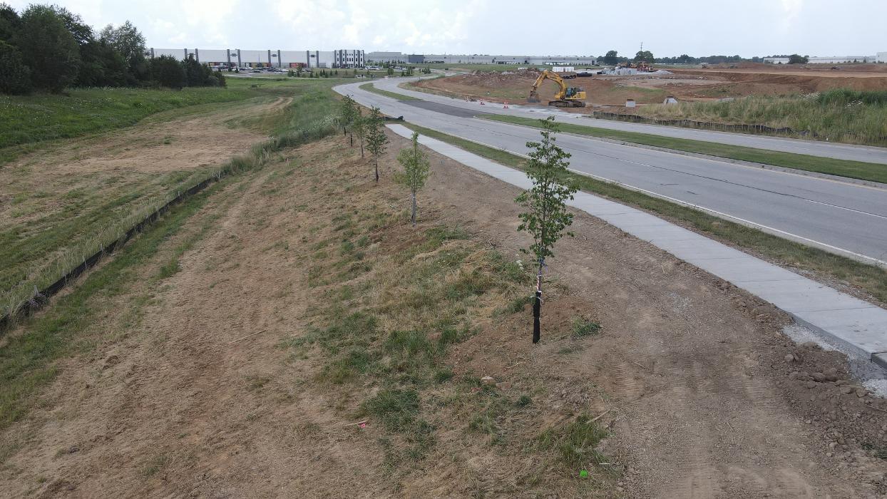 Lamb's Lawn Service & Landscaping LLC Image