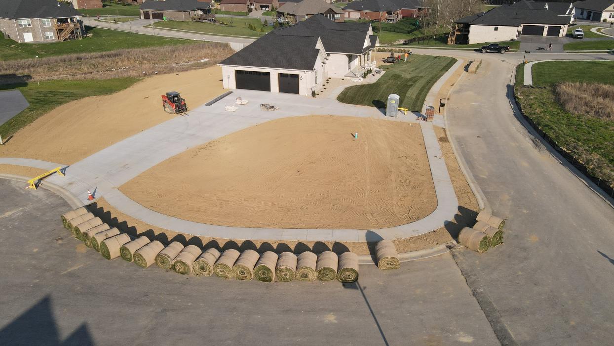 Lamb's Lawn Service & Landscaping LLC Image