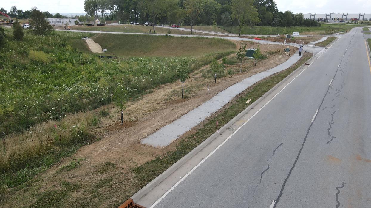 Lamb's Lawn Service & Landscaping LLC Image