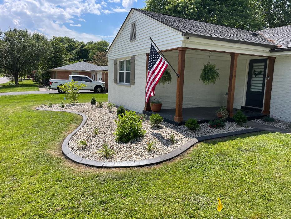 Lamb's Lawn Service & Landscaping LLC Image