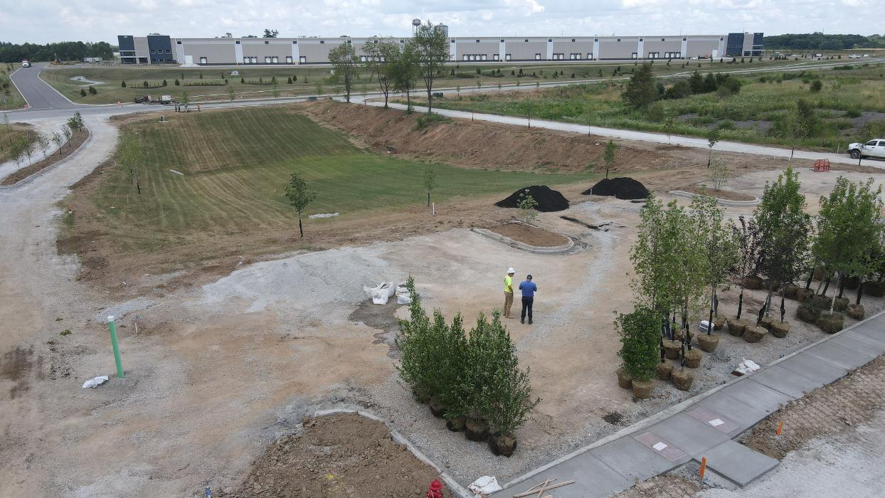 Lamb's Lawn Service & Landscaping LLC Image