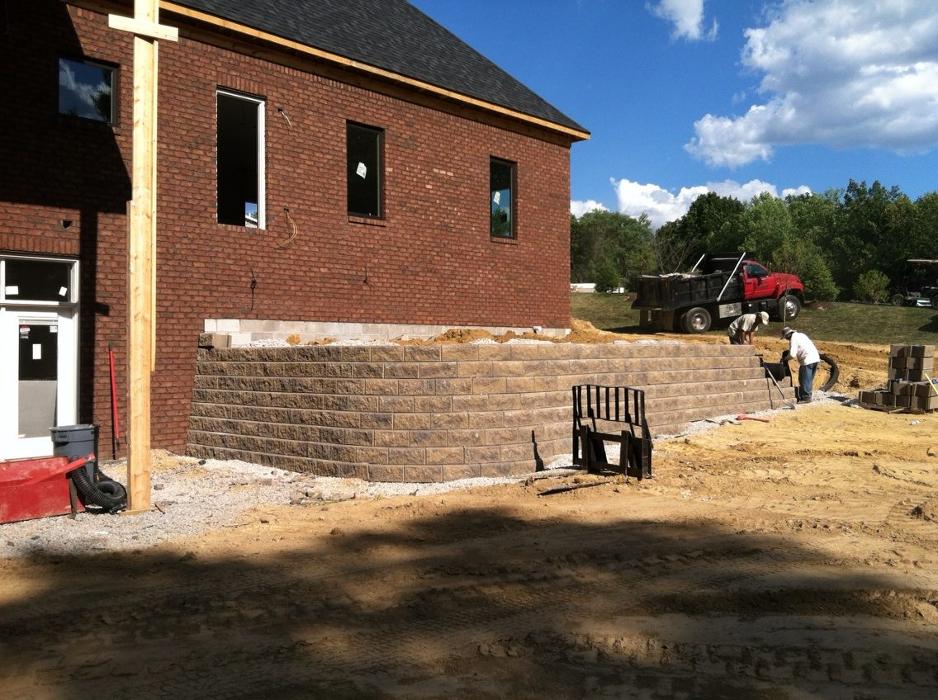 Lamb's Lawn Service & Landscaping LLC Image