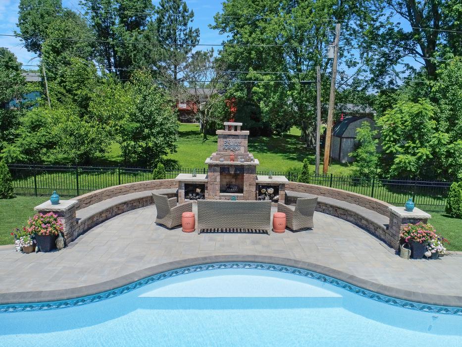 Lamb's Lawn Service & Landscaping LLC Image