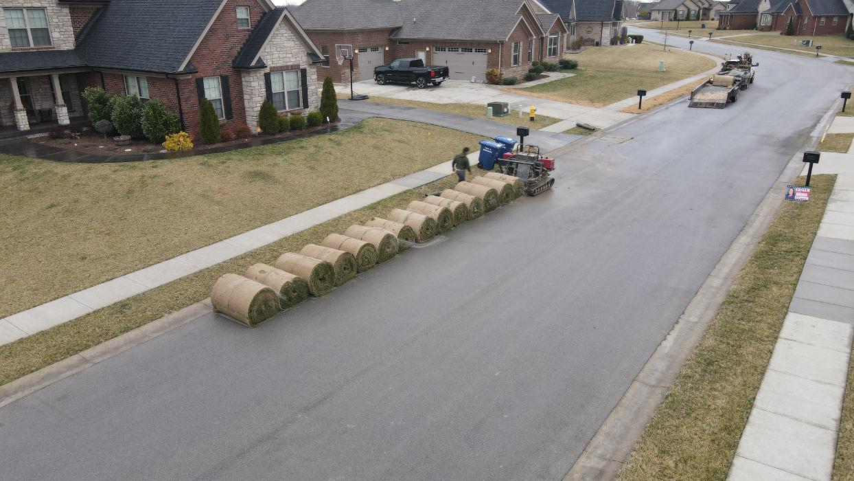 Lamb's Lawn Service & Landscaping LLC Image