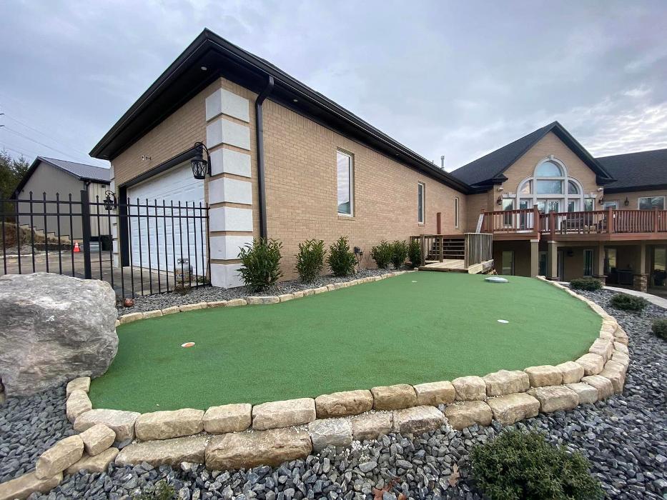 Lamb's Lawn Service & Landscaping LLC Image