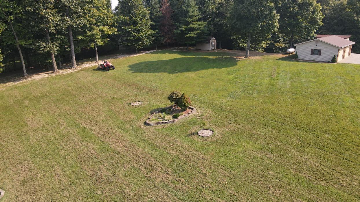 Lamb's Lawn Service & Landscaping LLC Image