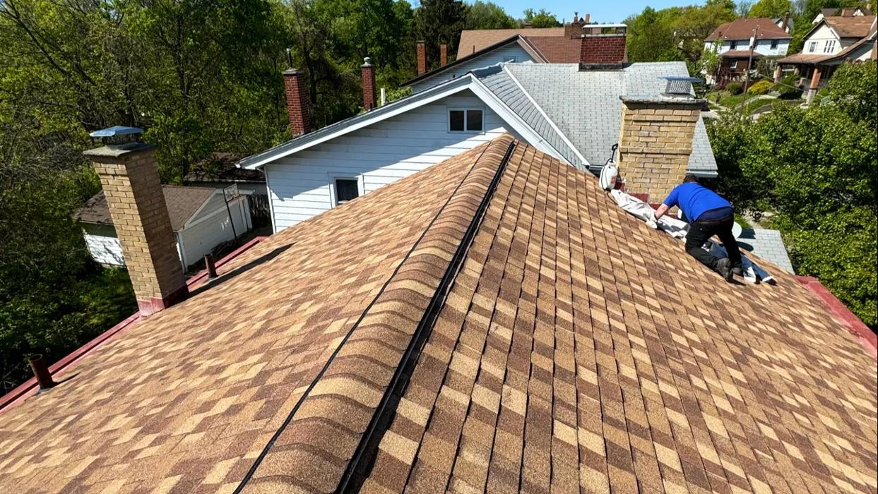 Solution Roofing Image
