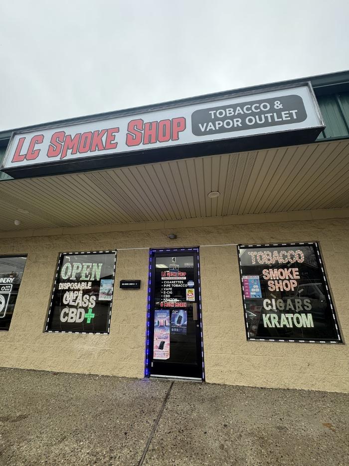 CoinFlip Bitcoin ATM - LC Smoke Shop Tobacco and Vapor outlet (Berea) Image