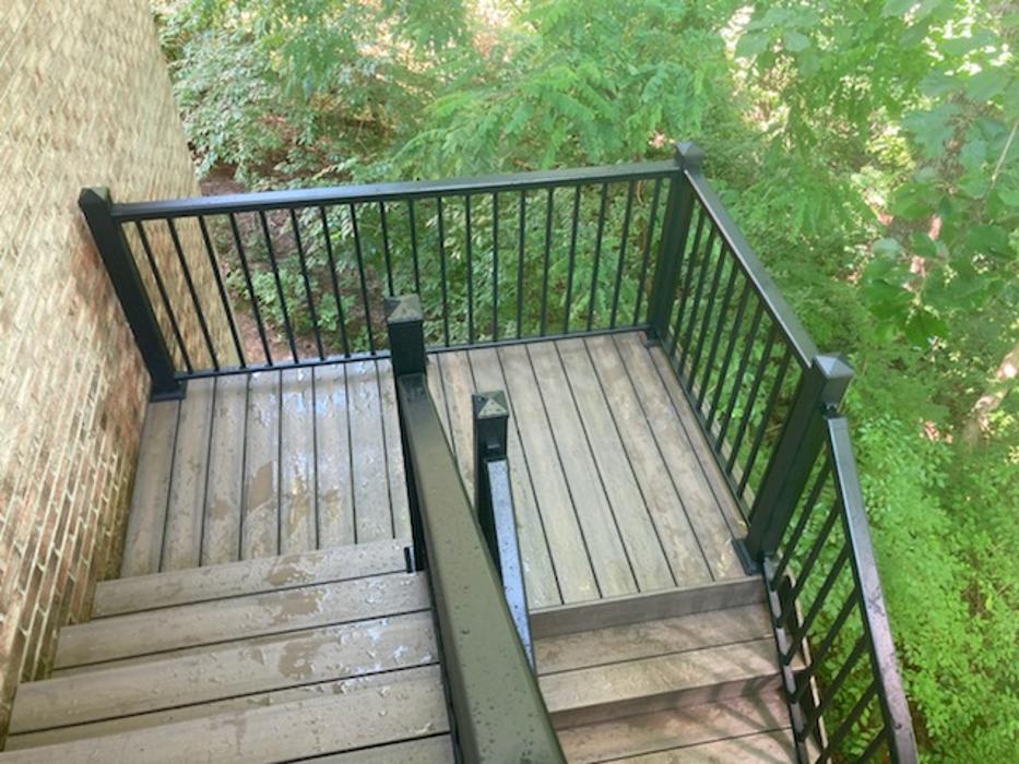 Estridge Deck and Patio LLC Image