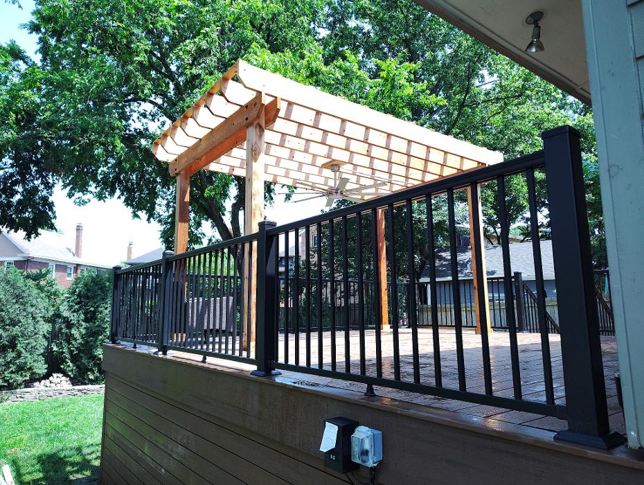Estridge Deck and Patio LLC Image