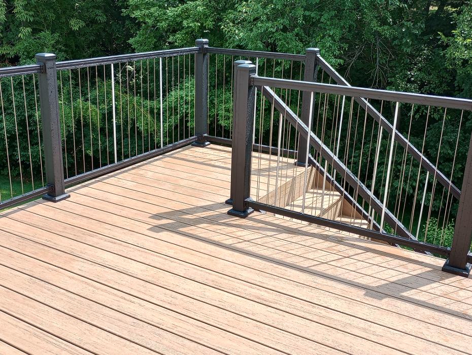 Estridge Deck and Patio LLC Image