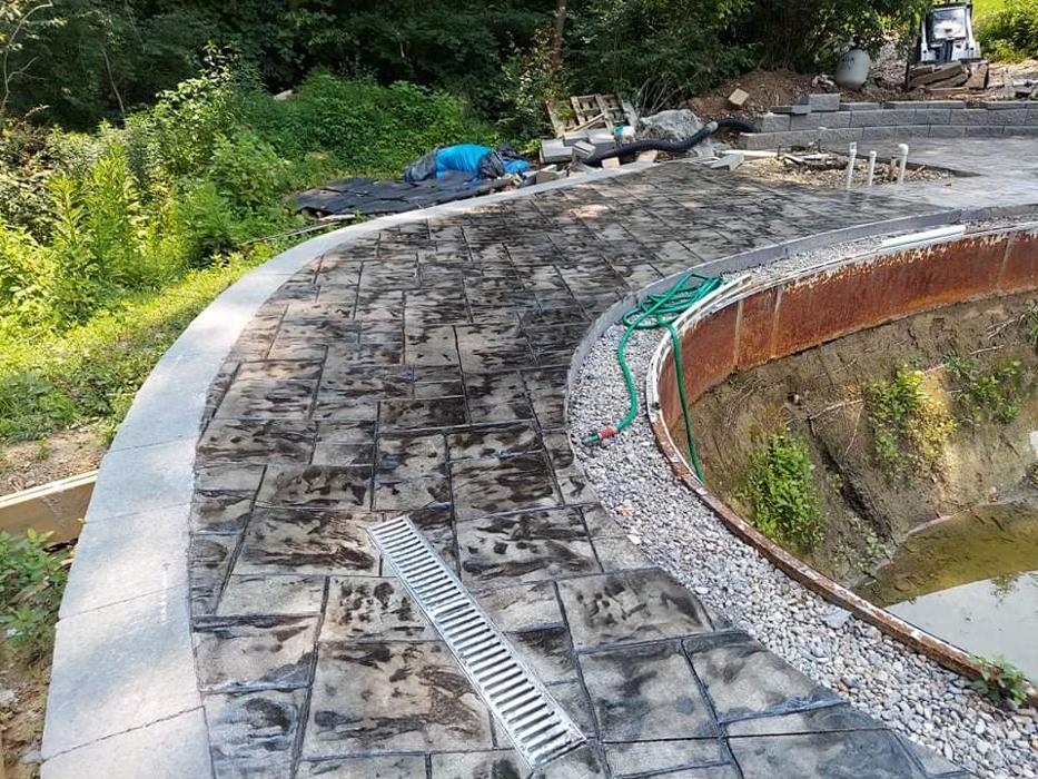 Estridge Deck and Patio LLC Image