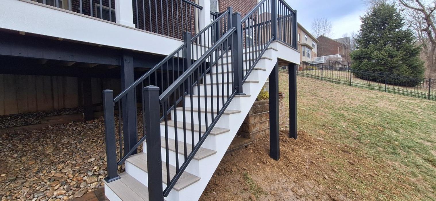 Estridge Deck and Patio LLC Image
